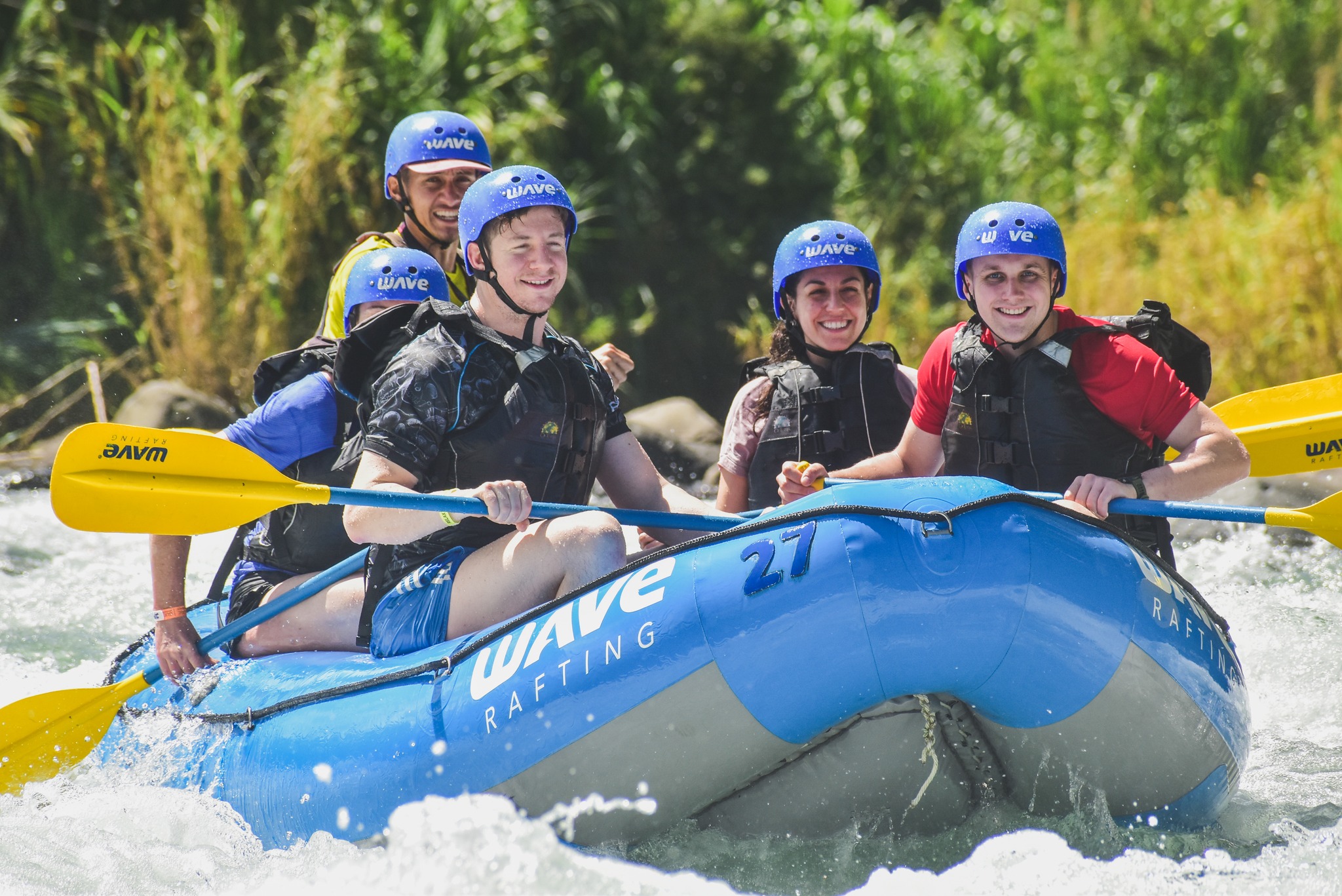 rafting tour wave expeditions costa rica